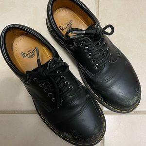 doc martens 8053